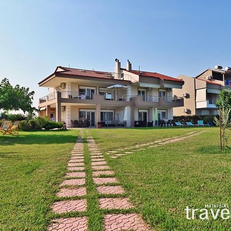 Villa Iris By Rentalspro Services - Agios Mamas Beach エクステリア 写真
